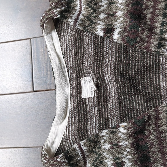 Urban Renewal S/M Cardigan - Picture 8 of 9